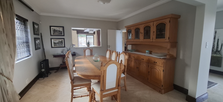 4 Bedroom Property for Sale in Blue Horizon Bay Eastern Cape